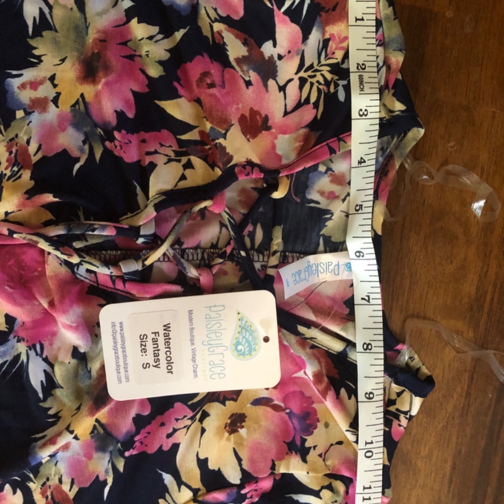 Tunic - Picture 5 of 5